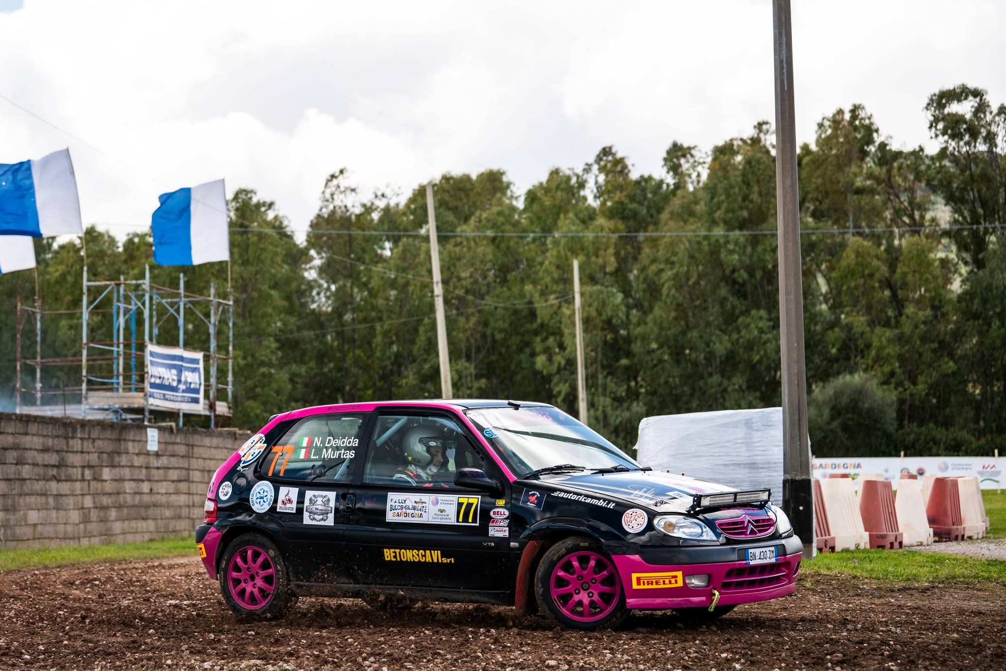 CitroĂ«n Saxo VTS on gravel, Sardinia â photo: courtesy of Nicoletta Deidda
